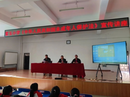 进校园2
